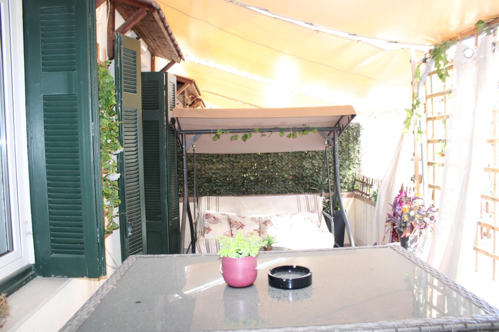 Apartment Themis 4 *